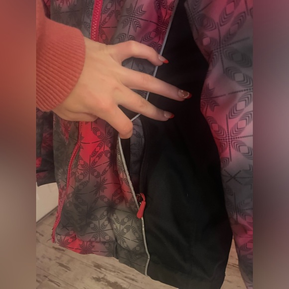 Amazon Snow Coat - Picture 2 of 6